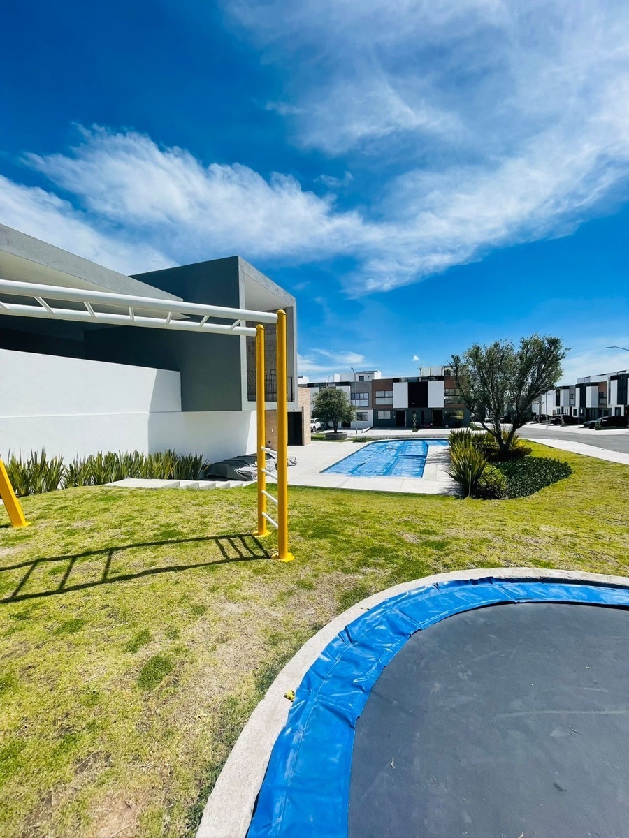 casa-en-venta-quertaro--roof-garden-4-recmaras-alberca49-26538
