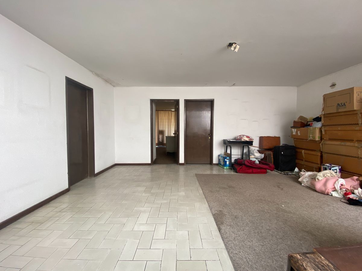 casa-en-venta-sobre-juan-palomar-y-arias-galeras-del-calzado-gdl7-18090
