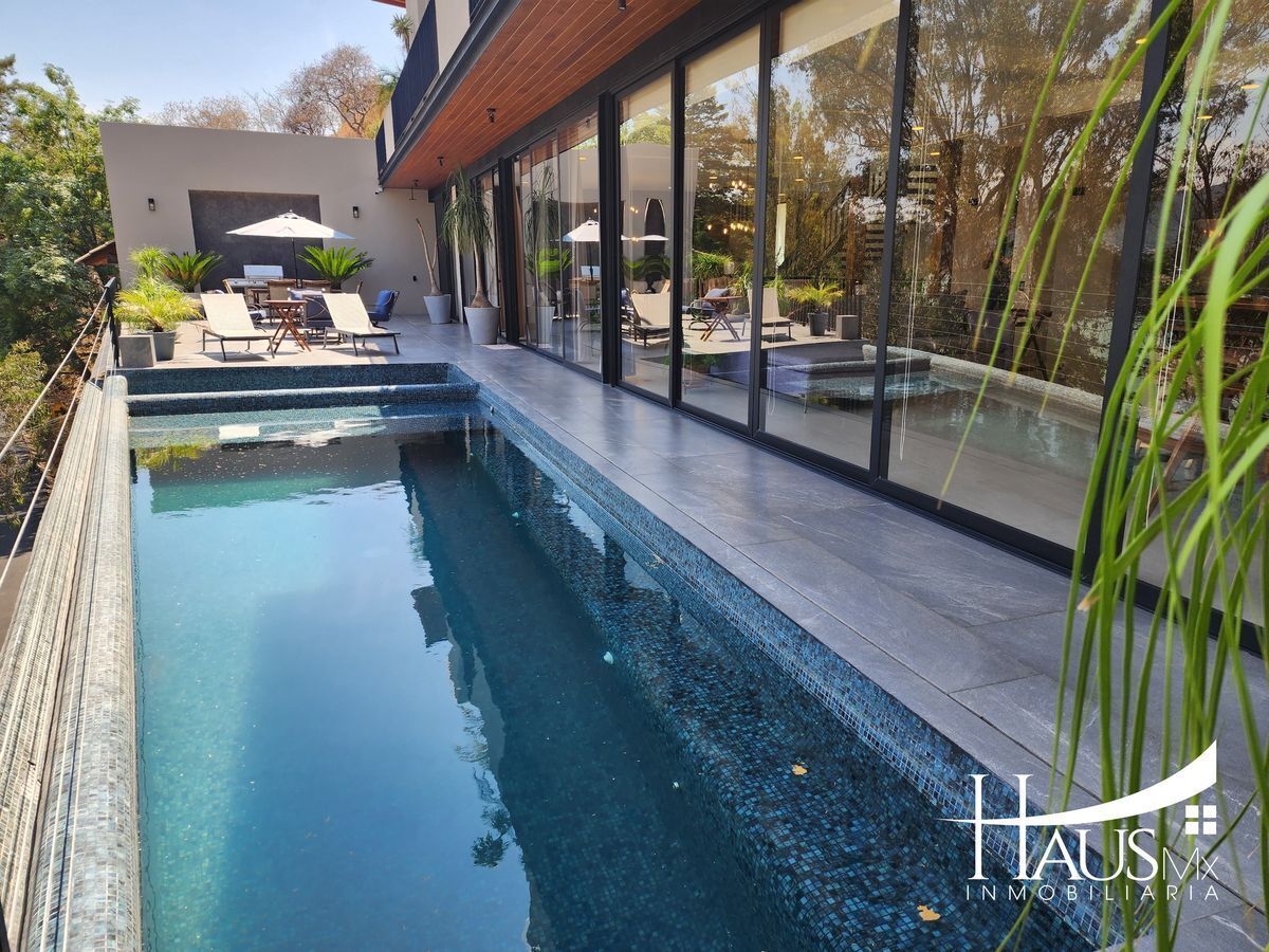 casa-en-venta-valle-de-bravo-con-departamento-independiente25-34614