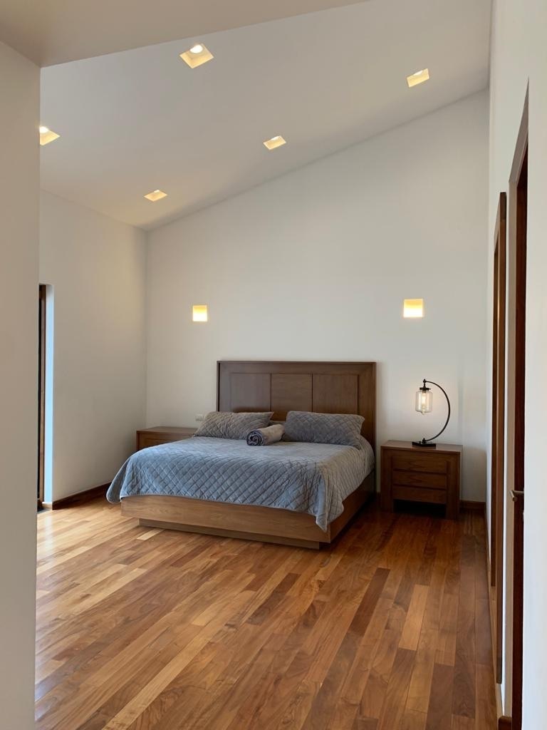 casa-en-venta-y-renta-puerta-real-bosque-real-550mts-4-rec-3-ba-4-estac15-28659
