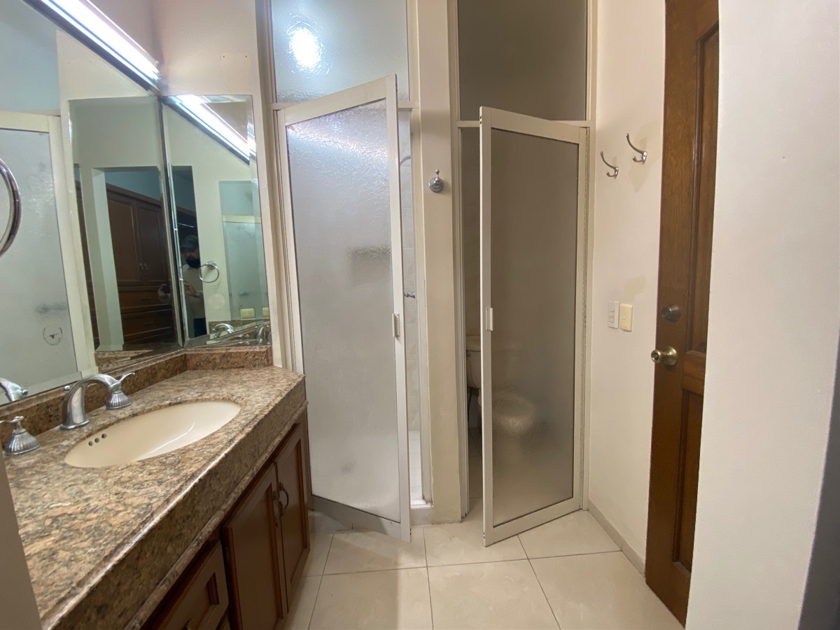 casa-en-venta-zona-contry-la--silla-ubicada-a-la-falda-del-cerro-de-la-silla11-15094