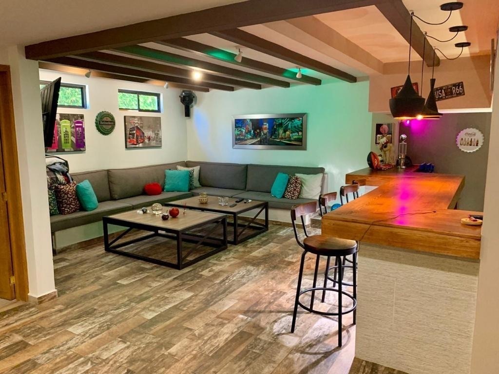 casa-en-venta-zona-esmeralda32-26292