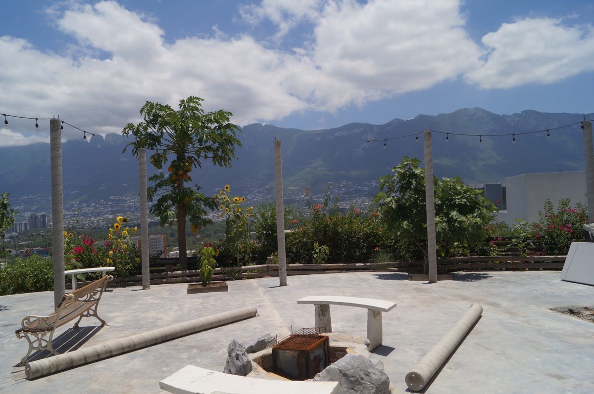 casa-grande-con-vista-panormica-y-terreno-excedente-utilizable17-19727