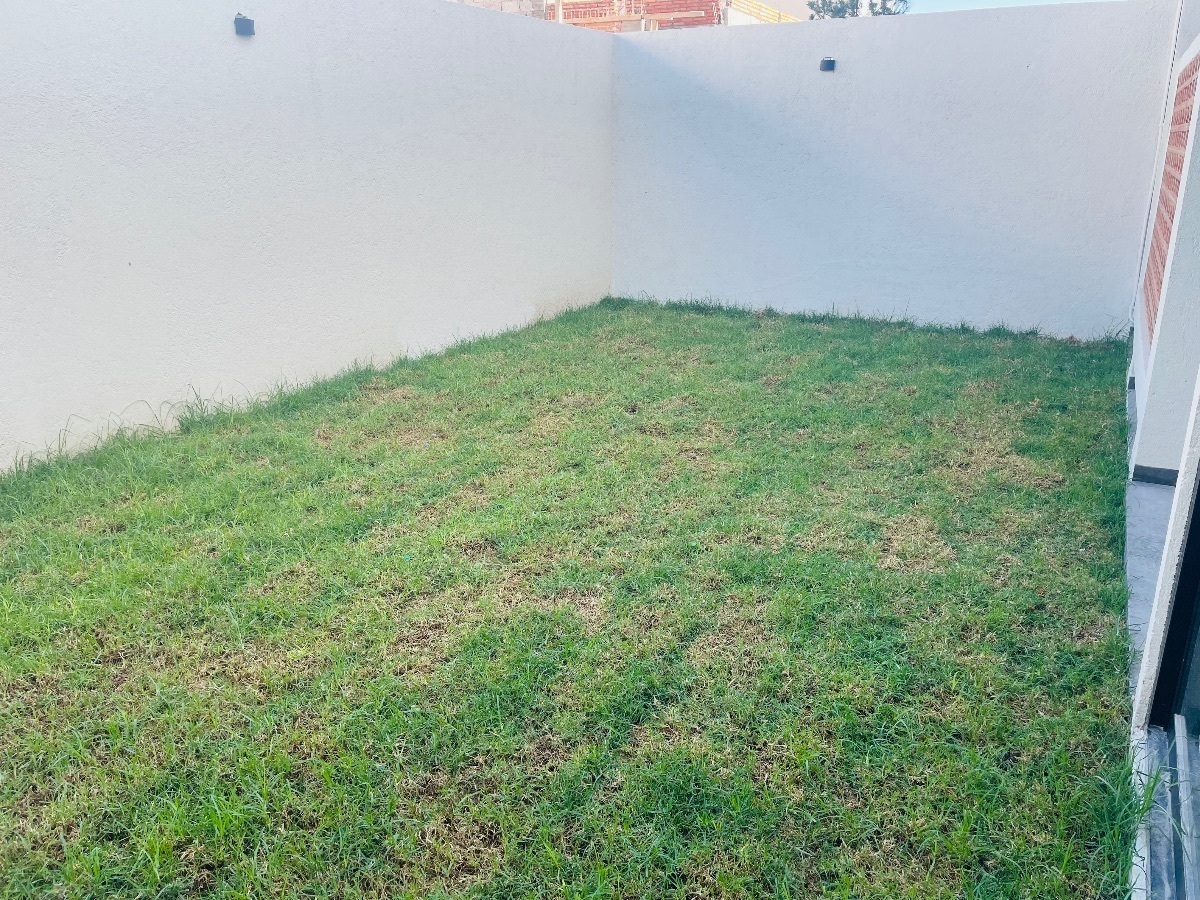 casa-nueva-4-niveles-con-roof-4-recamaras-zibata5-23763