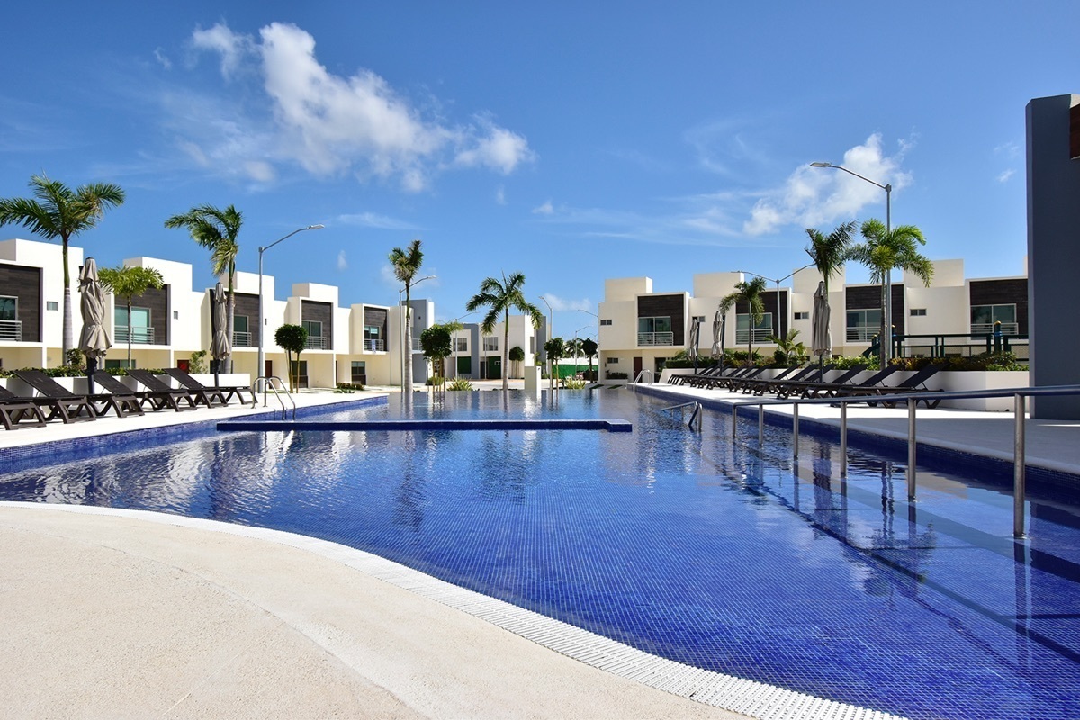 casa-nueva-en-venta-de-3-recmaras-en-cancun-a-15-min-del-aeropuerto4-33596