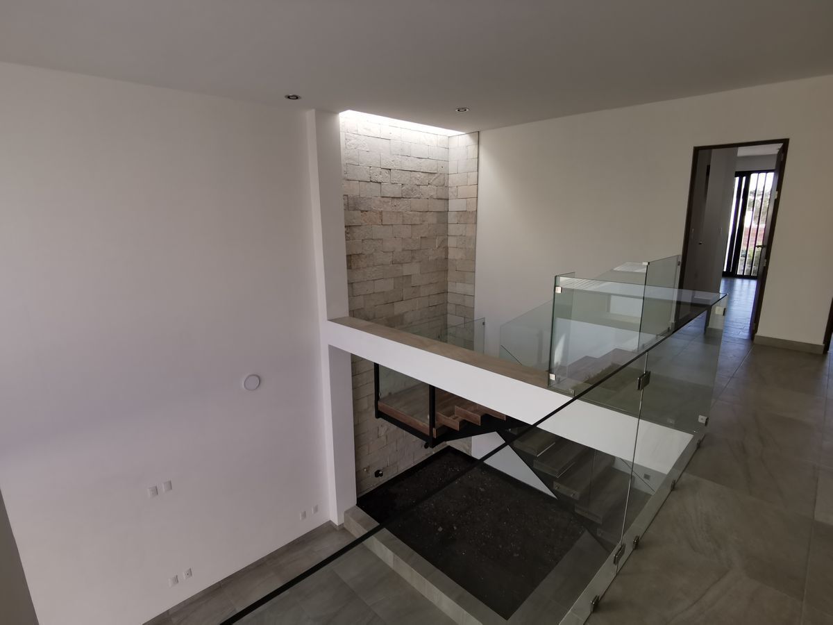 casa-nueva-en-venta-en-lomas-de-juriquilla--4-recmaras16-30575