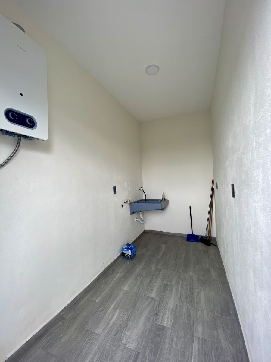 casa-nueva-y-amplia-en-residencial-lomas-verdes22-22680