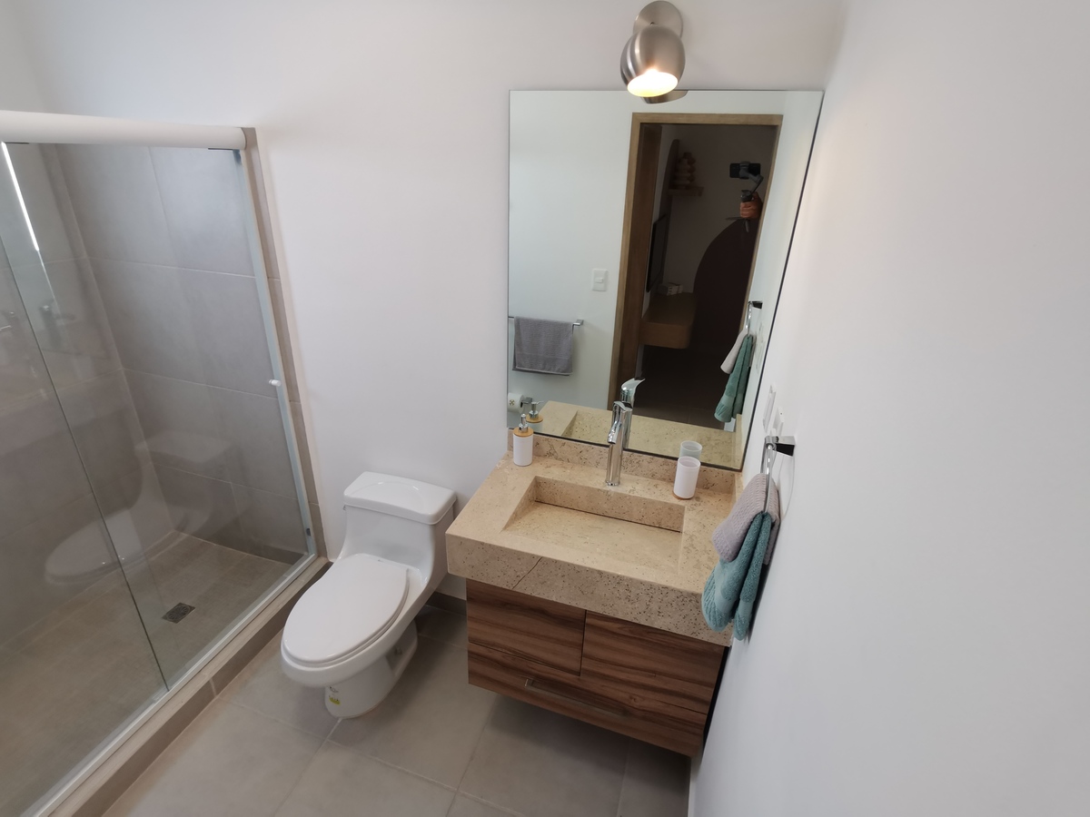 casa-orquidea-cambria-nueva-en-venta-fraccionamiento-privado-al-sur-de-len-gto21-30829