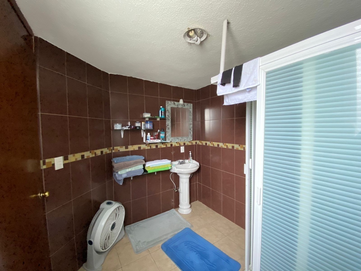 casa-para-negocio-o-para-casa-habitacion-lomas-estrella-v6-38281