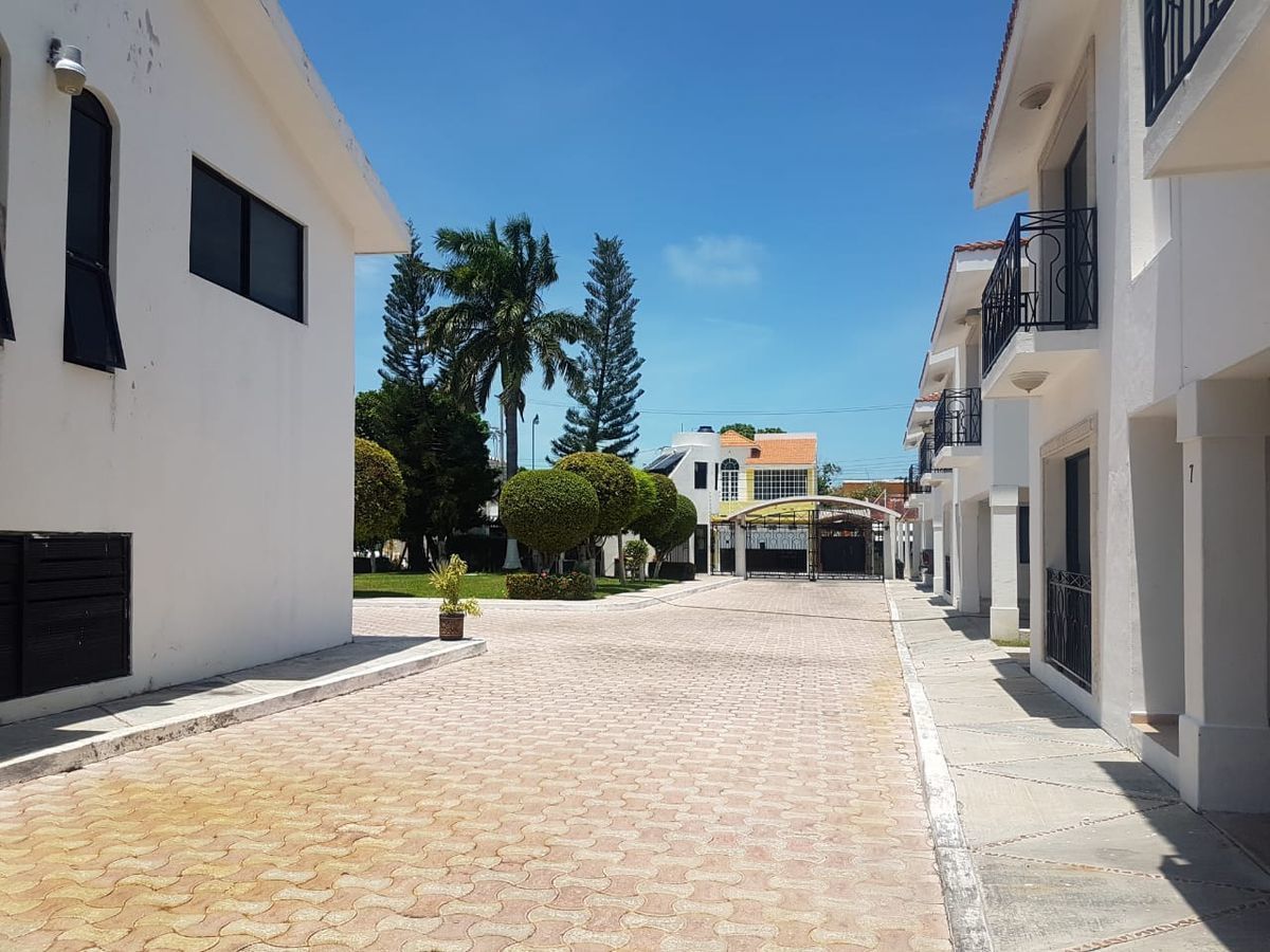 casa-residencial-en-venta-4-recamaras-en-fracc-privado-carmen-campeche3-21454