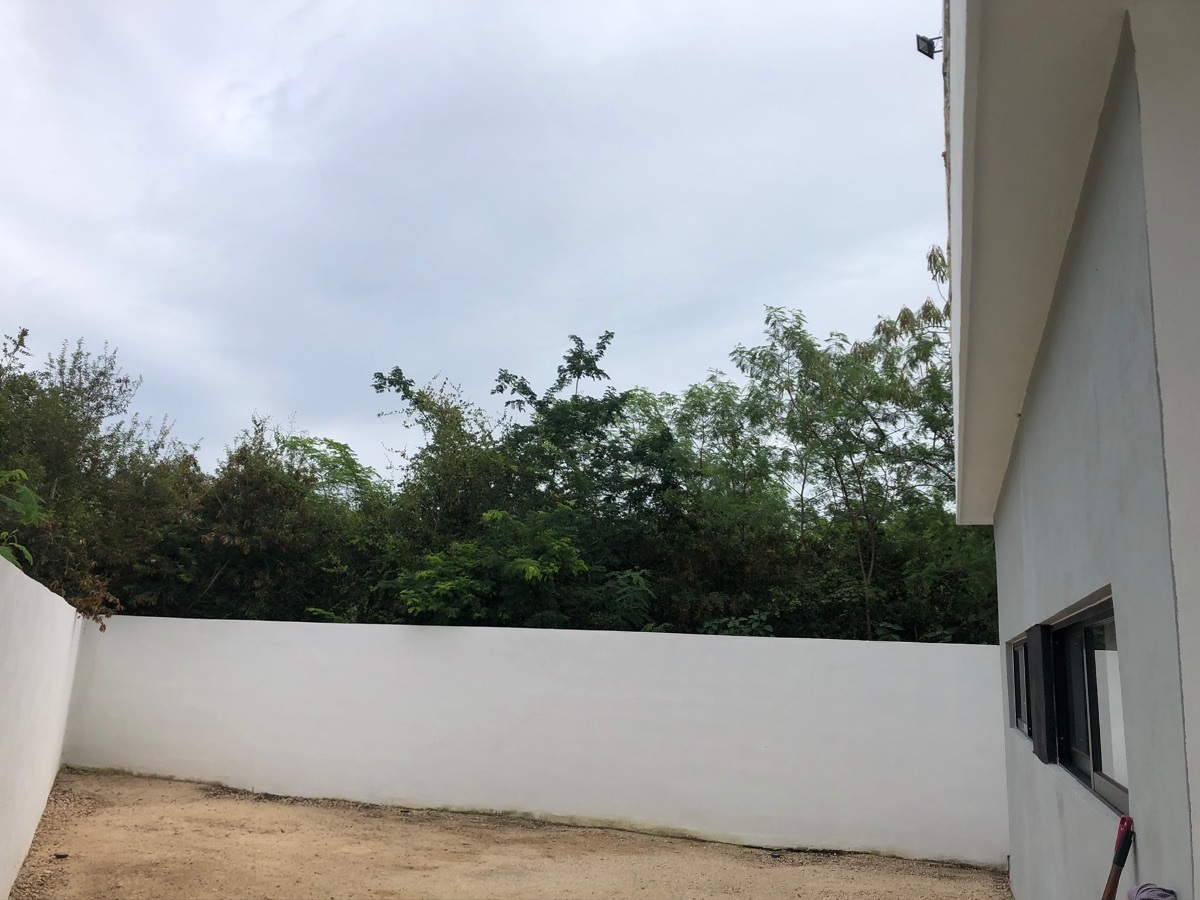 casa-seminueva-con-alberca-frente-a-parque-en-condominio10-25687