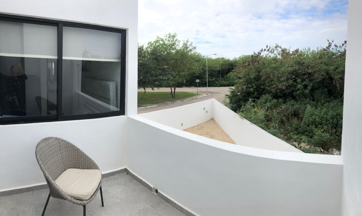 casa-seminueva-con-alberca-frente-a-parque-en-condominio24-25687
