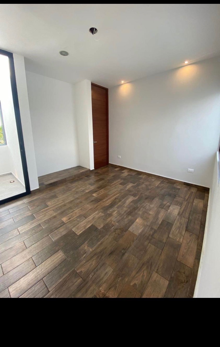 casa-seminueva-con-alberca-frente-a-parque-en-condominio27-25687