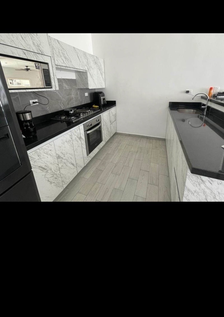 casa-seminueva-con-alberca-frente-a-parque-en-condominio3-25687