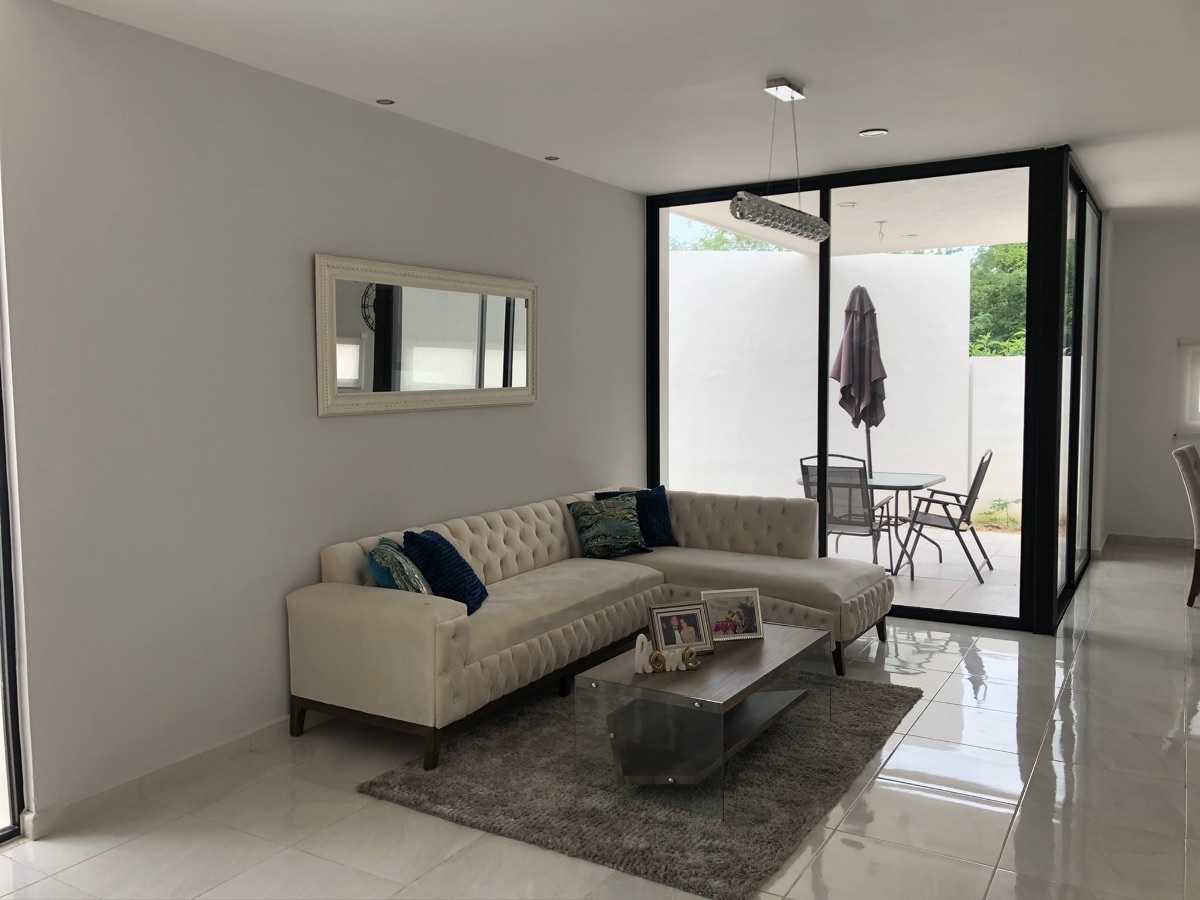 casa-seminueva-con-alberca-frente-a-parque-en-condominio4-25687