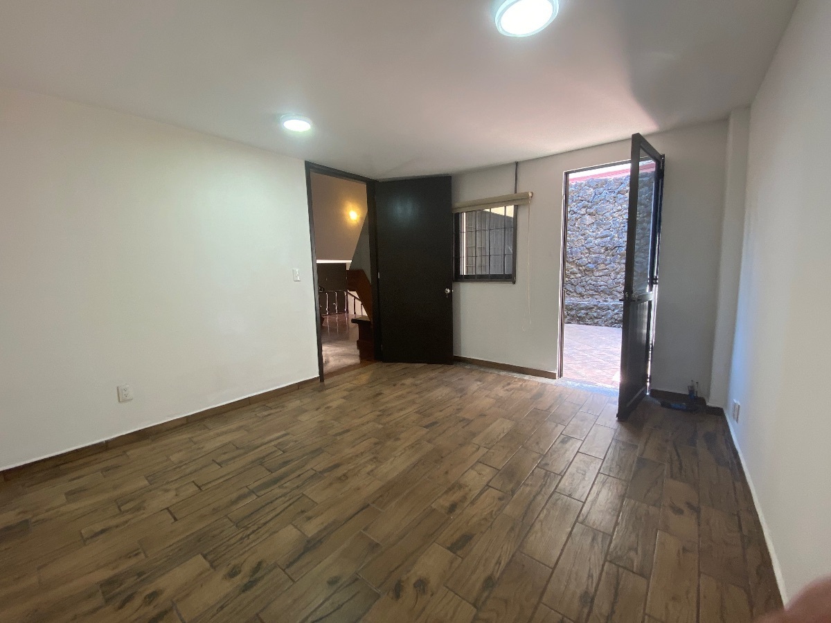 casa-sola-en-renta-tecamachalco-3-recamaras-amplia-terraza3-22842