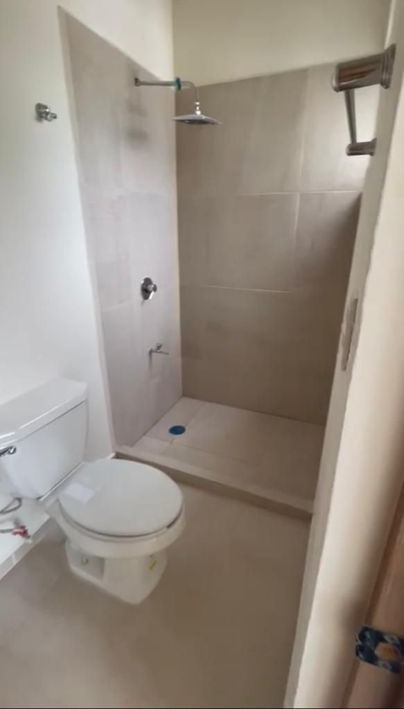 casa-tipo-townhouse-con-alberca-en-venta-dentro-privada-bellavista-dzyta26-32200