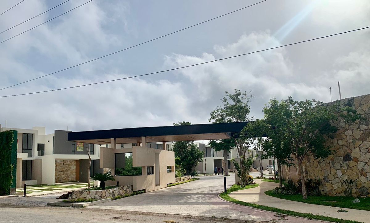 casa-tipo-townhouse-con-alberca-en-venta-dentro-privada-bellavista-dzyta7-32200