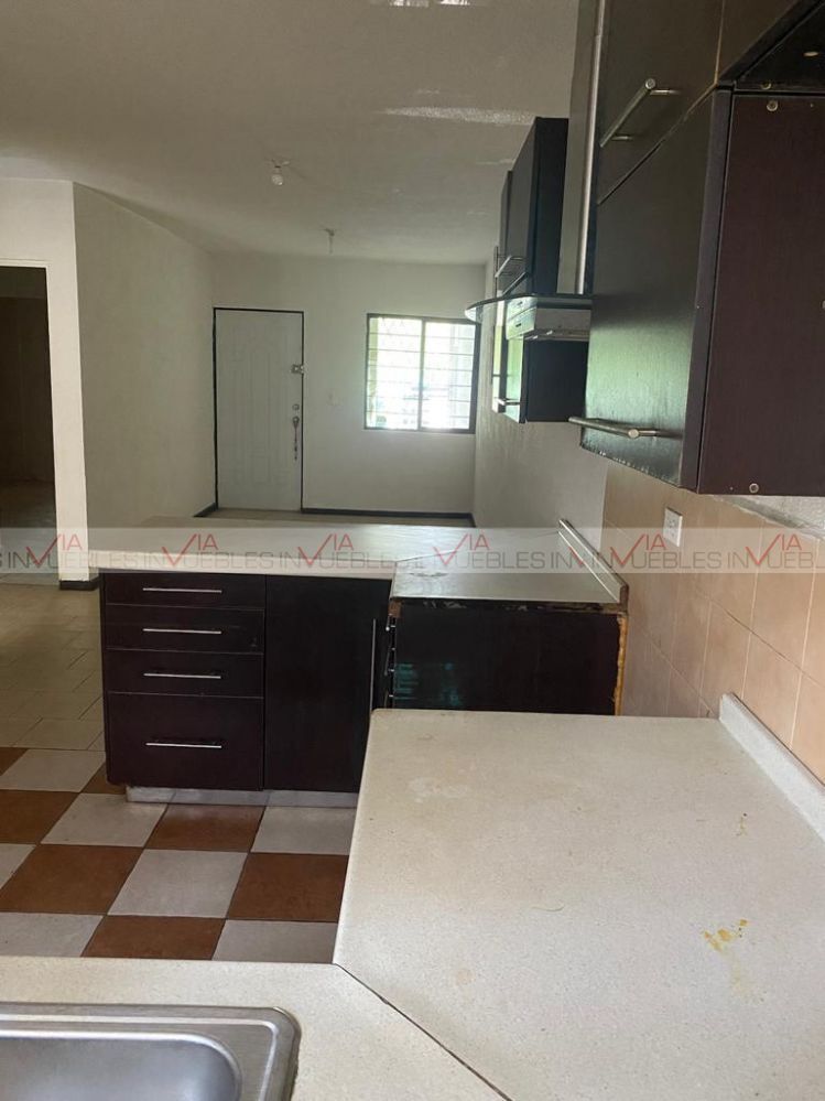 casa-uso-comercial-en-venta-en-residencial-santa-mara-guadalupe-nuevo-len4-31086