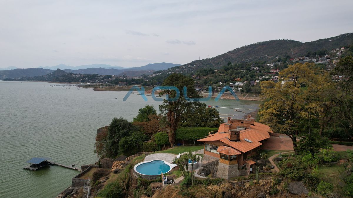 casa-vallesana-en-renta-con-acceso-al-lago17-32305