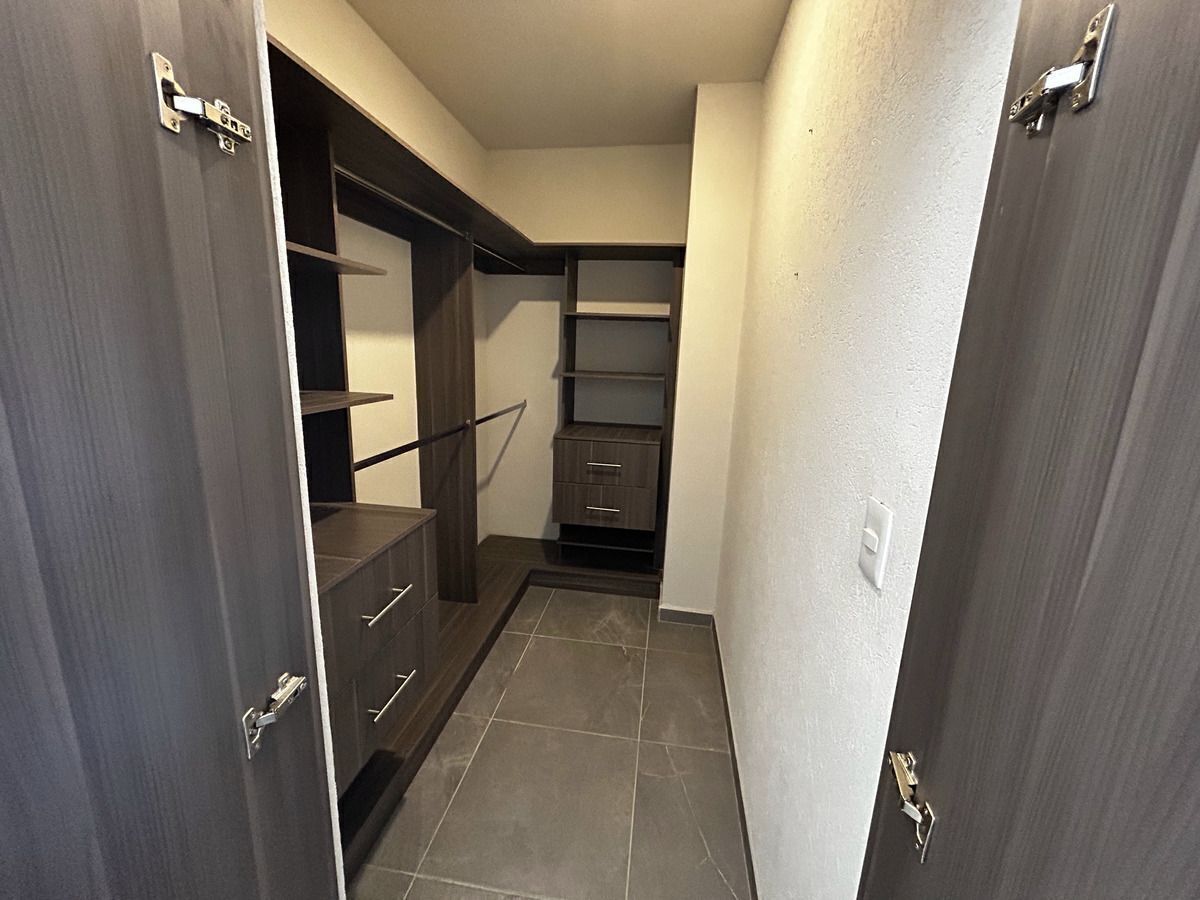 departamento-con-excelentes--espacios-en-planta-baja-con-jardn-en-zkia12-28434
