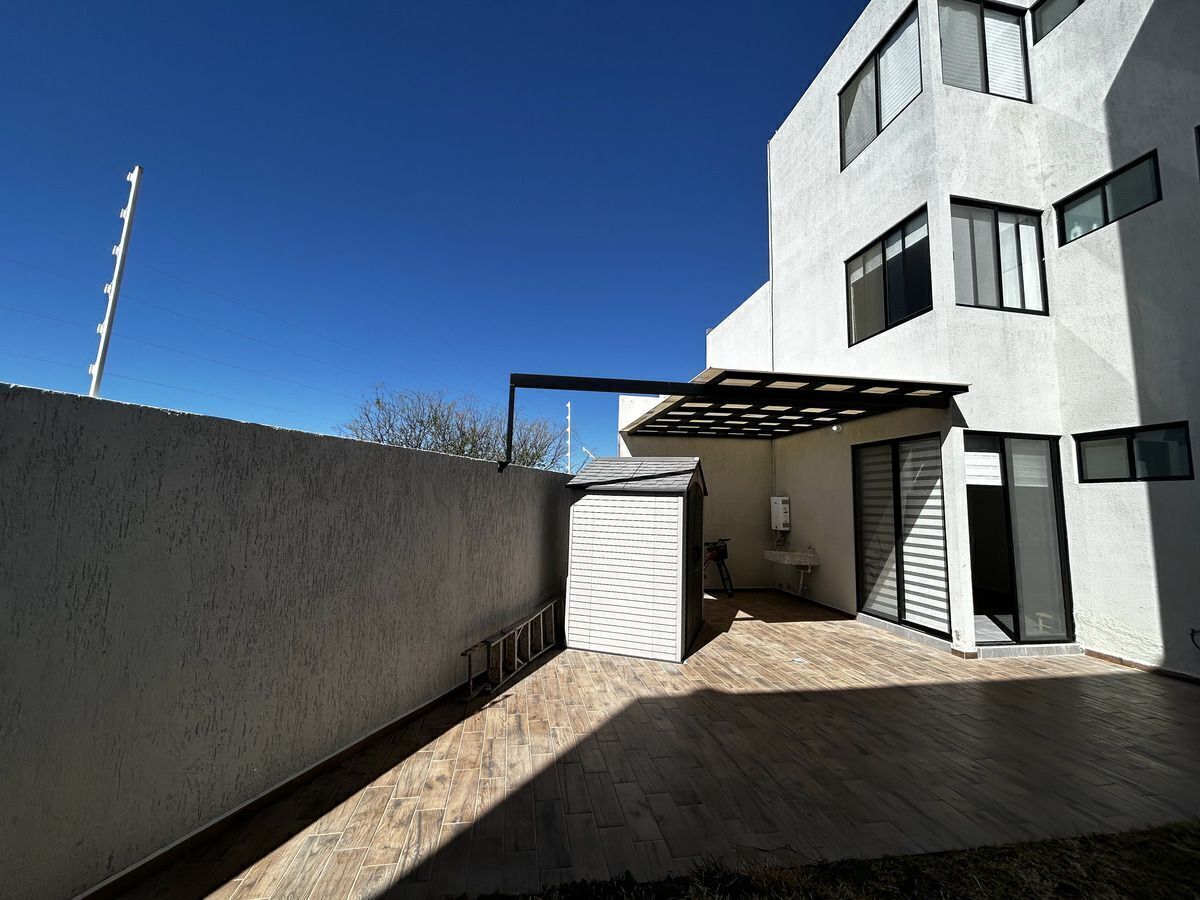 departamento-con-excelentes--espacios-en-planta-baja-con-jardn-en-zkia2-28434