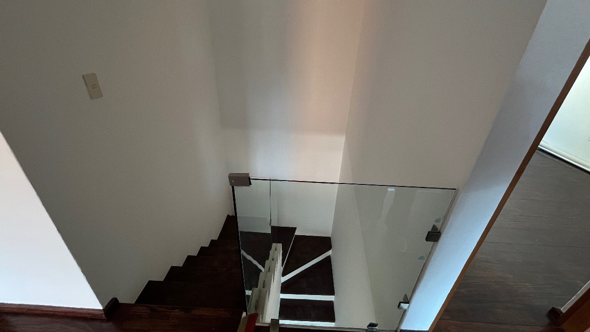 departamento-de-dos-plantas-sper-ubicado17-28369