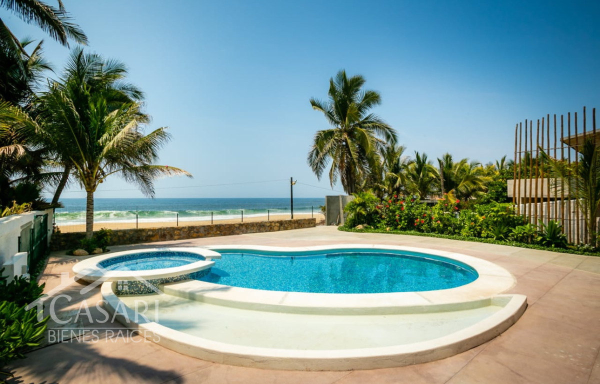 Departamento de playa en venta Pie de la Cuesta Acapulco