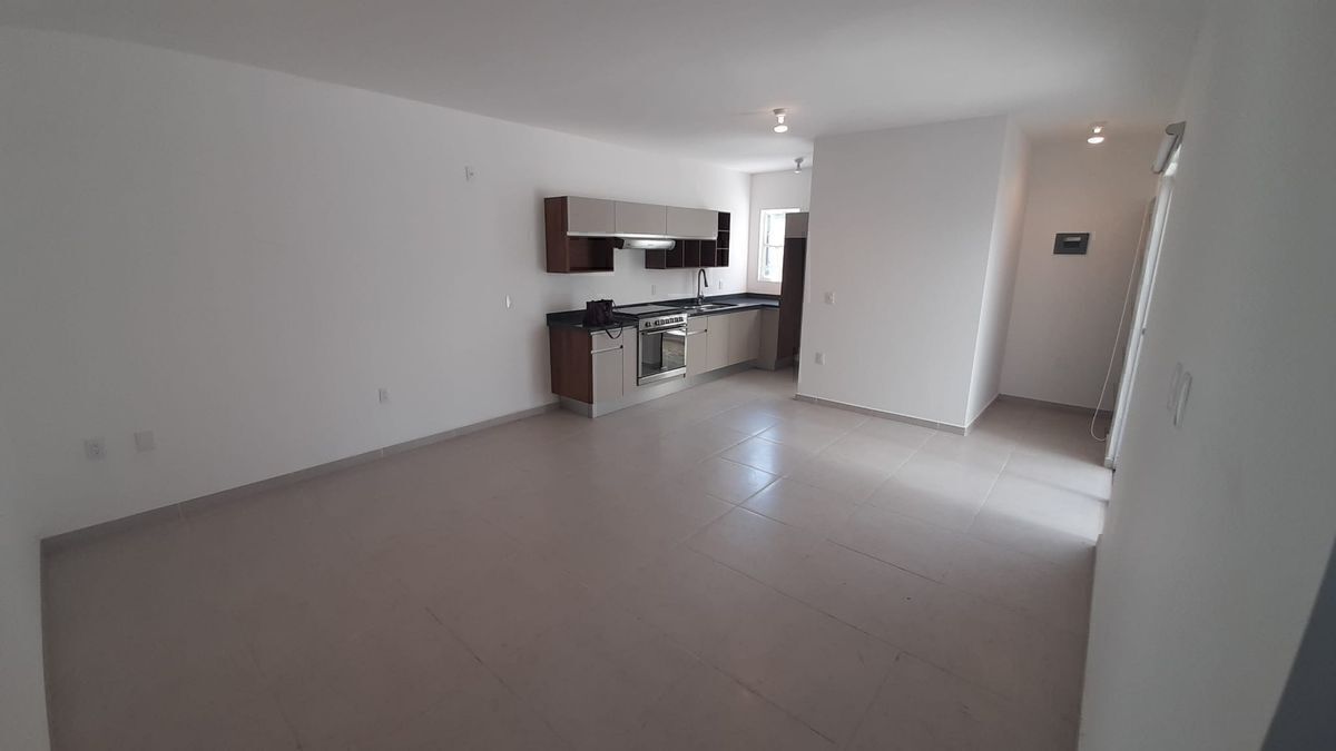 departamento-en-renta-en-zkia--planta-baja--con-amplio-jardin-de-160m23-28719