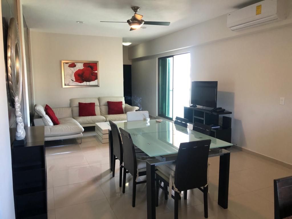 DEPARTAMENTO EN VENTA EN JARDINES DE CANCÚN