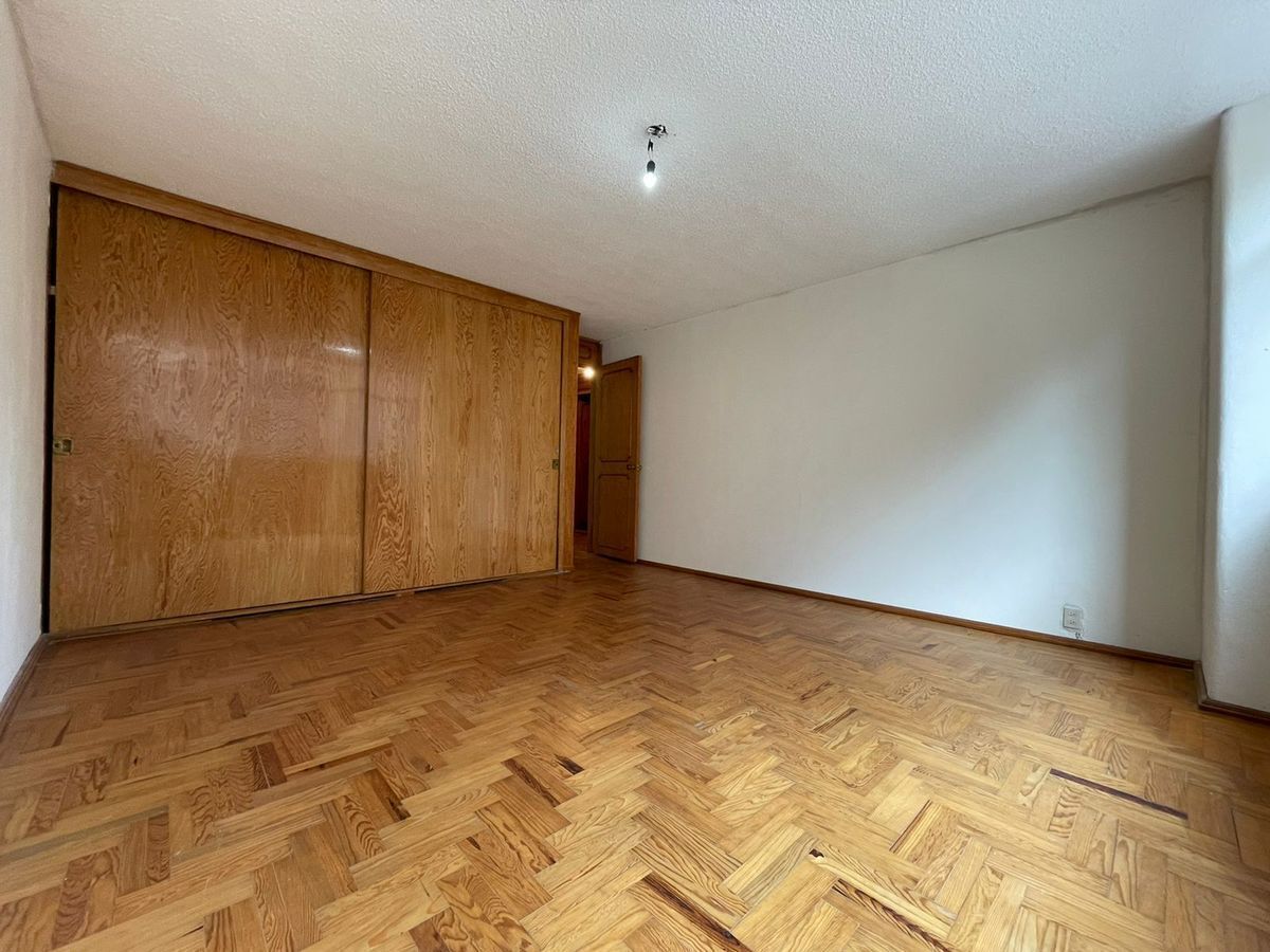 departamento-sumamente-amplio-exlusivo-y-acogedor32-24530