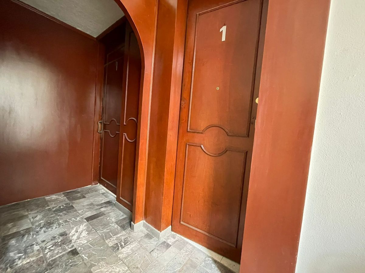 departamento-sumamente-amplio-exlusivo-y-acogedor43-24530