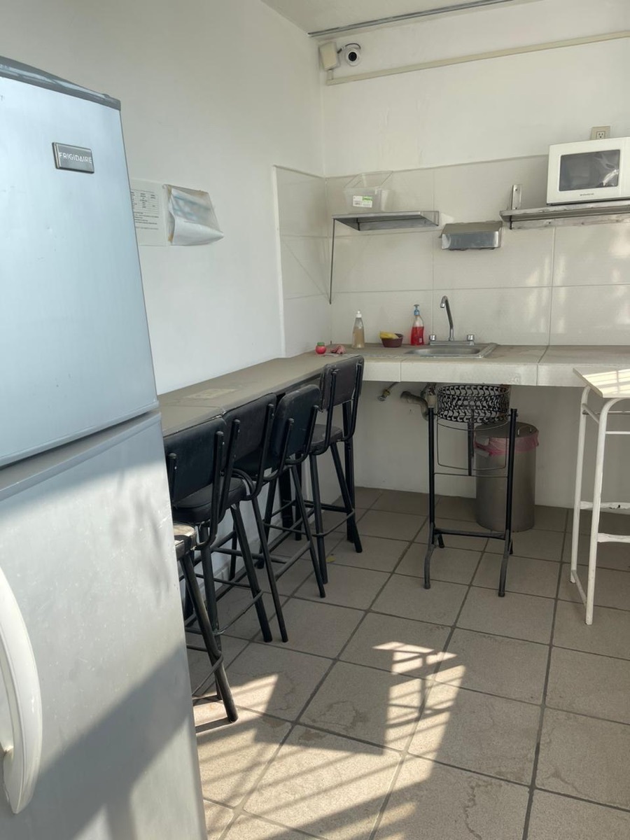 edificio-comercial-en-renta10-32451