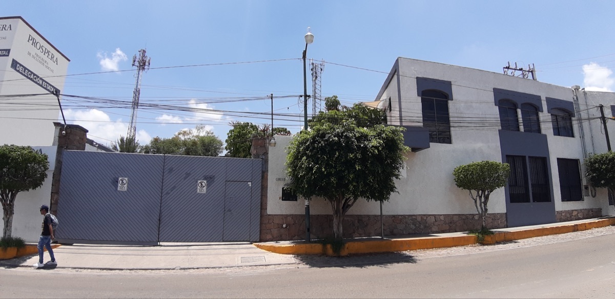 edificio-comercial-en-venta-o-renta-en-blvd-euquerio-guerrero-en-guanajuato4-30809