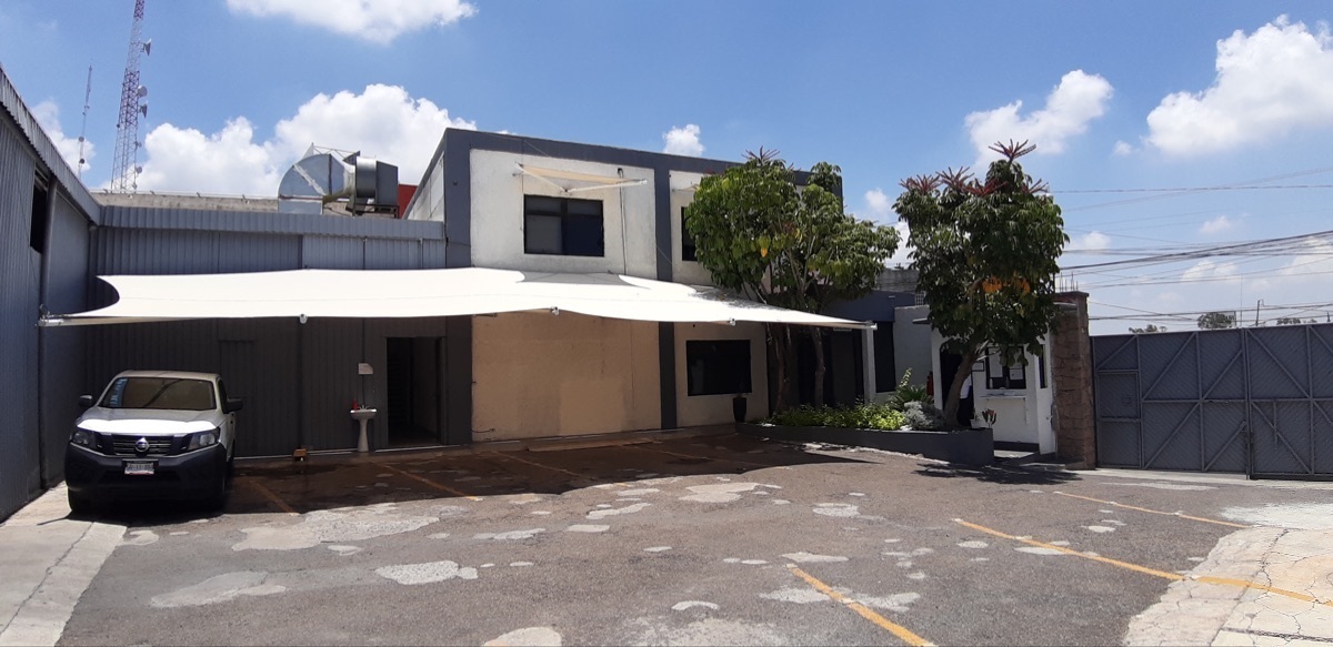 edificio-comercial-en-venta-o-renta-en-blvd-euquerio-guerrero-en-guanajuato7-30809