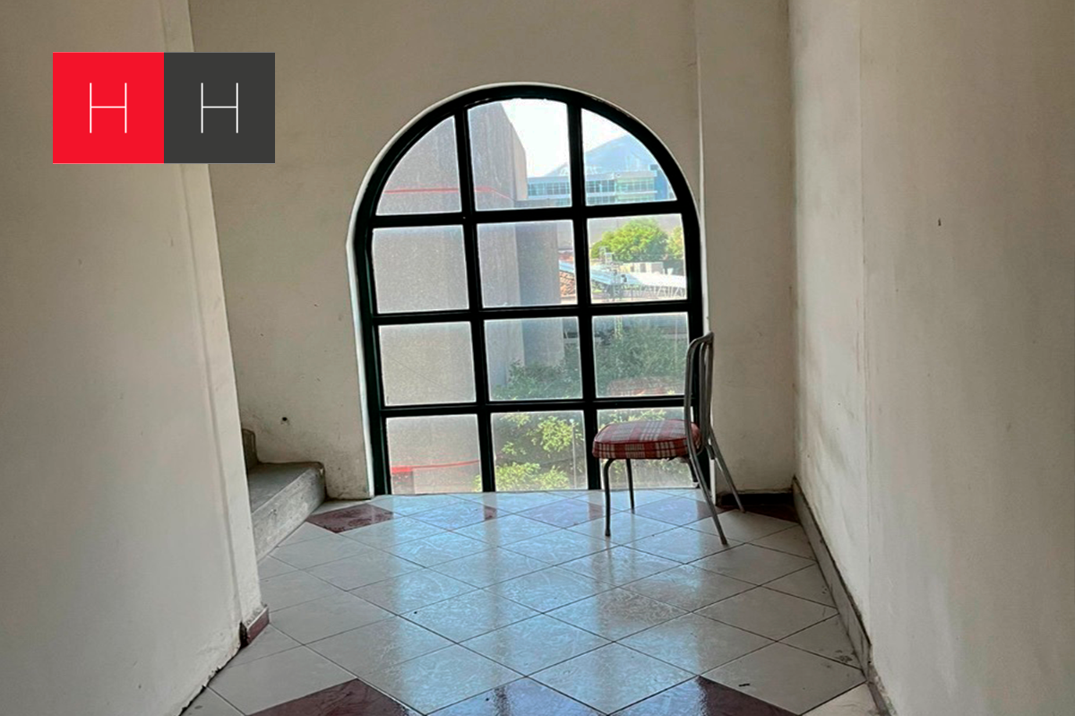 edificio-en-venta-frente-a-macroplaza--barrio-antiguo-monterrey-nl4-25904