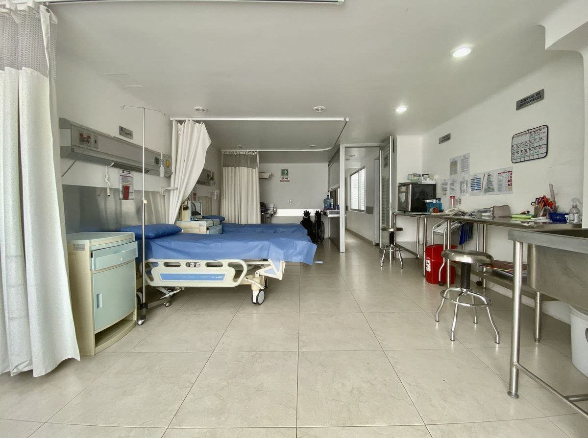 edificio-en-venta-sobre-avendia-principal-con-uso-de-hospital13-22624