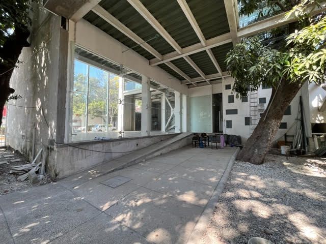 edificio-moderno-en-renta-para-oficinas25-20019