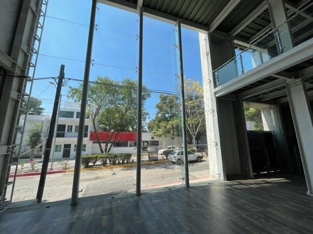 edificio-moderno-en-renta-para-oficinas4-20019
