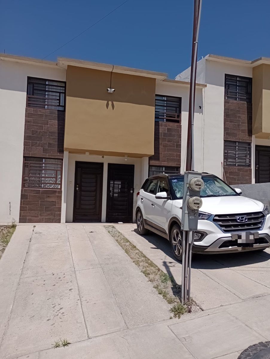 en-renta-casa-amueblada-en-la-presa----privada-con-portn-y-camaras1-35588