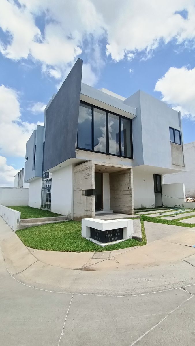 en-venta-hermosa-casa-en-esquina-valle-imperial-coto-maya-con-roof-garden3-24168