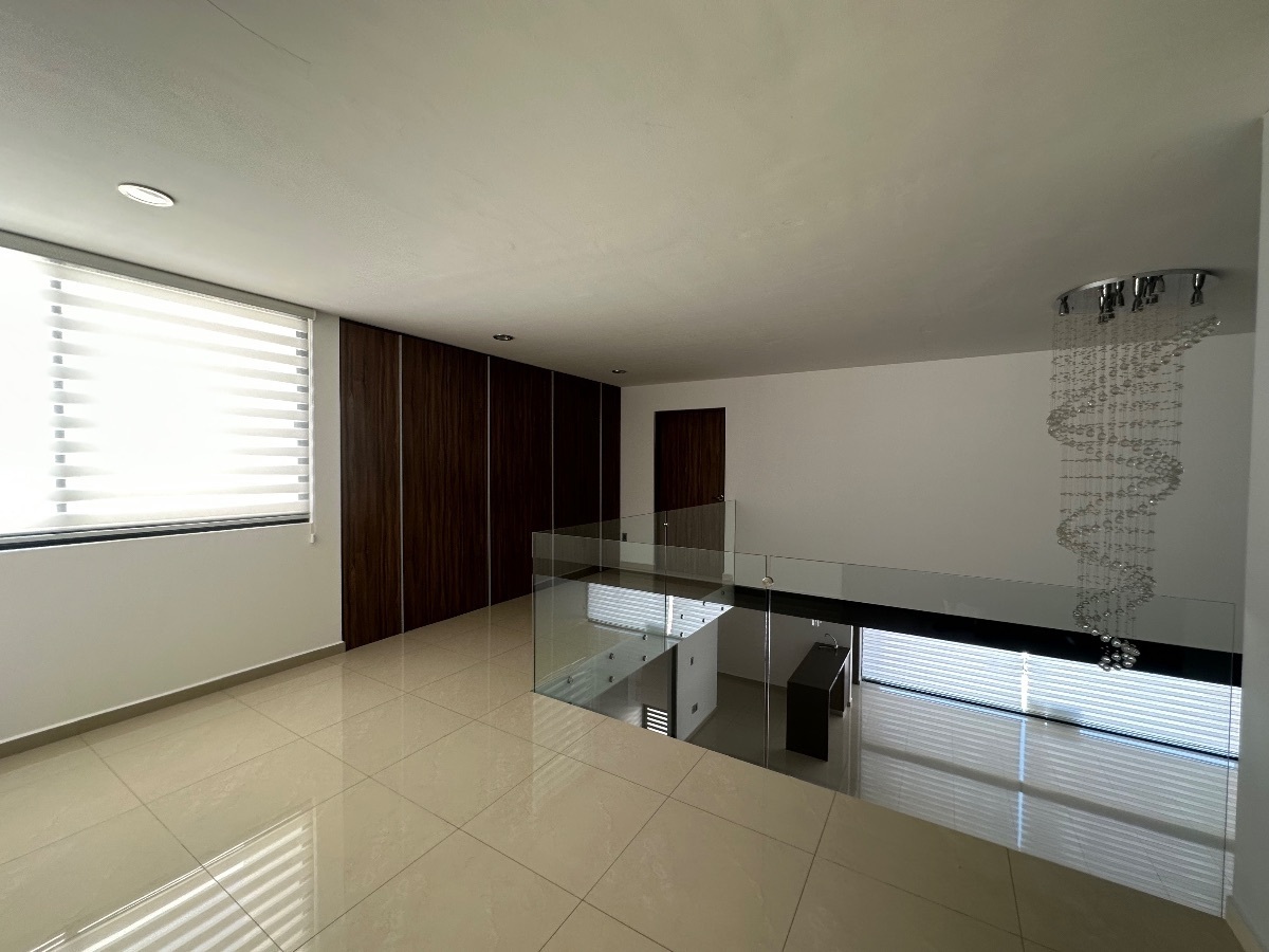 espectacular-casa-en--renta-con-roof-garden-en-juriquilla28-14877