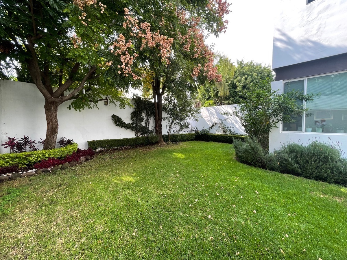 espectacular-casa-en-venta-en-privada-jurica-queretaro33-12070