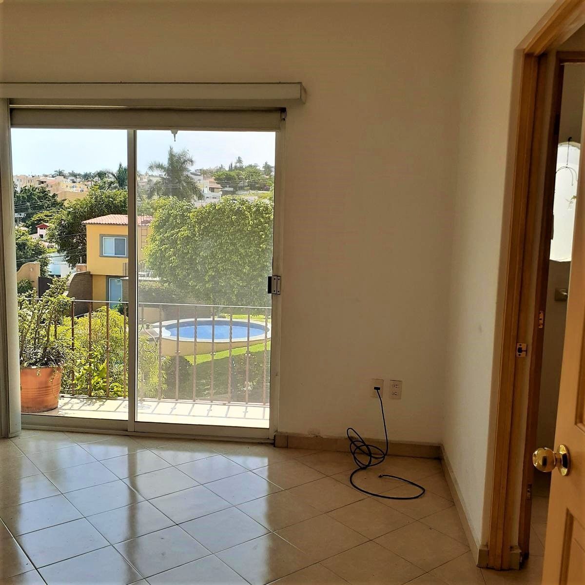 estrena-casa-con-reas-verdes-con-alberca-y-palapa12-32024