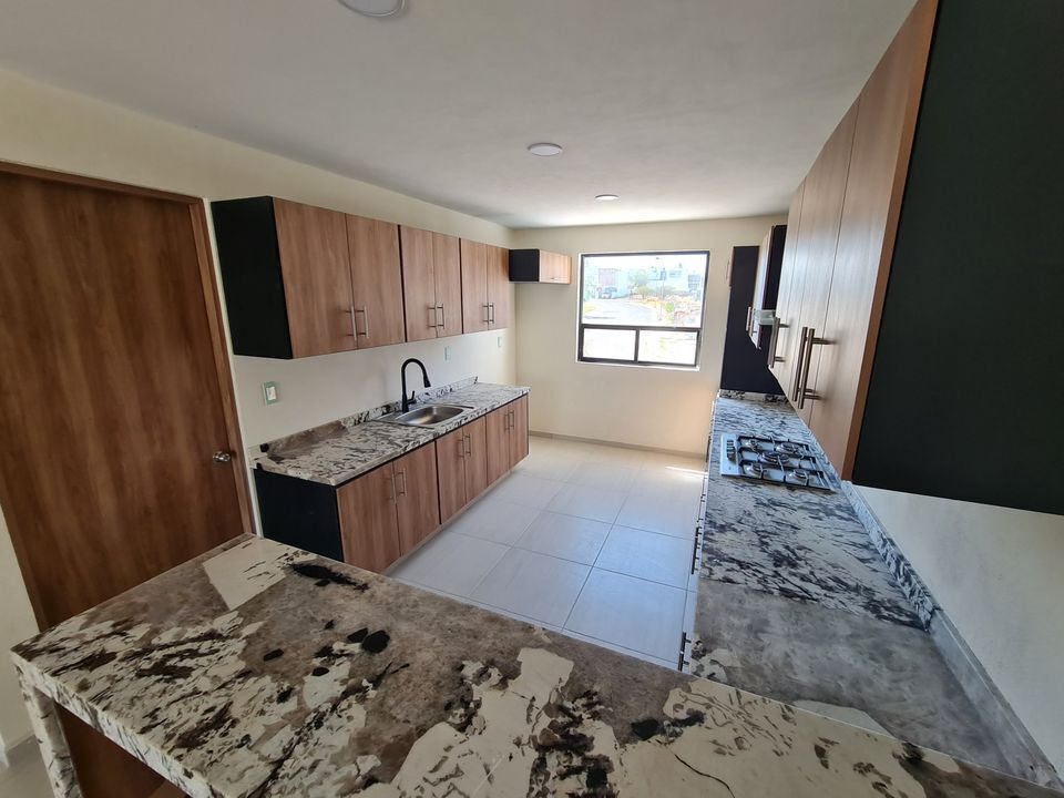 estrena-casa-en-juriquilla-a-5-minutos-de-la-uvm8-28361