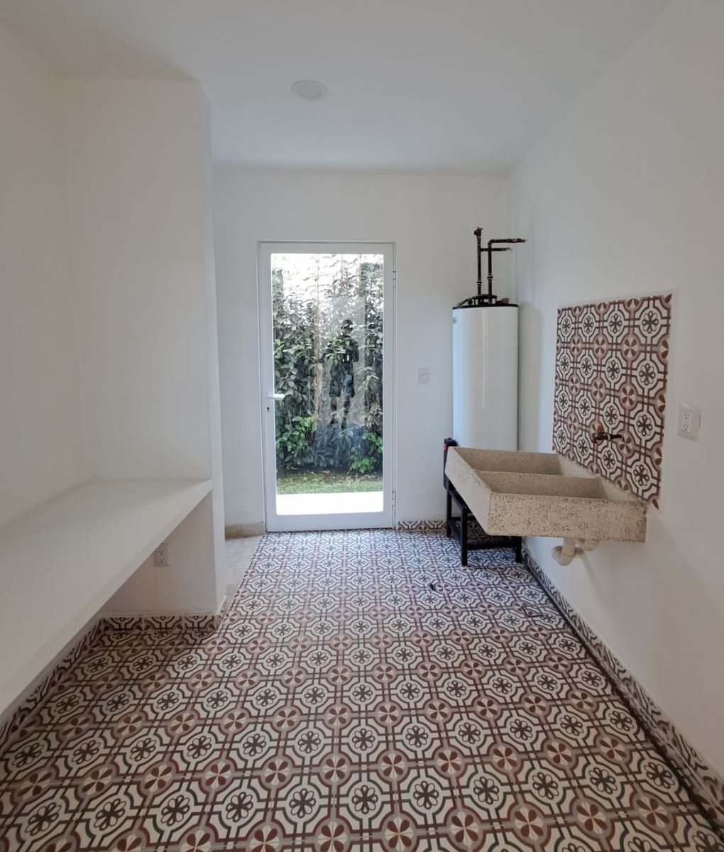 estrena-casa-moderna-en-paraiso-country-con-vista-al-campo8-29990