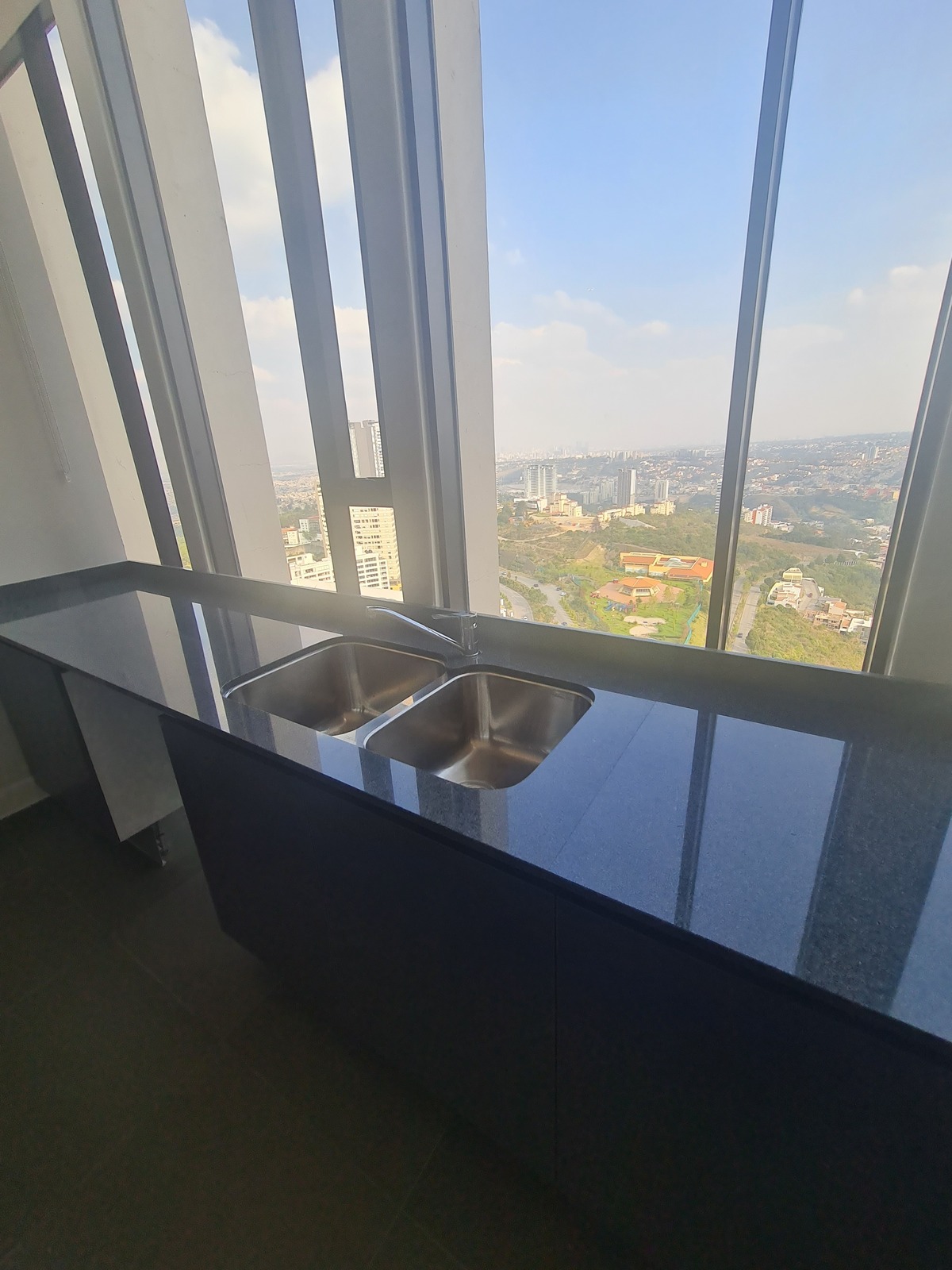 estrena-lujoso-departamento-en--bosque-real-con-vistas-inigualables8-12248