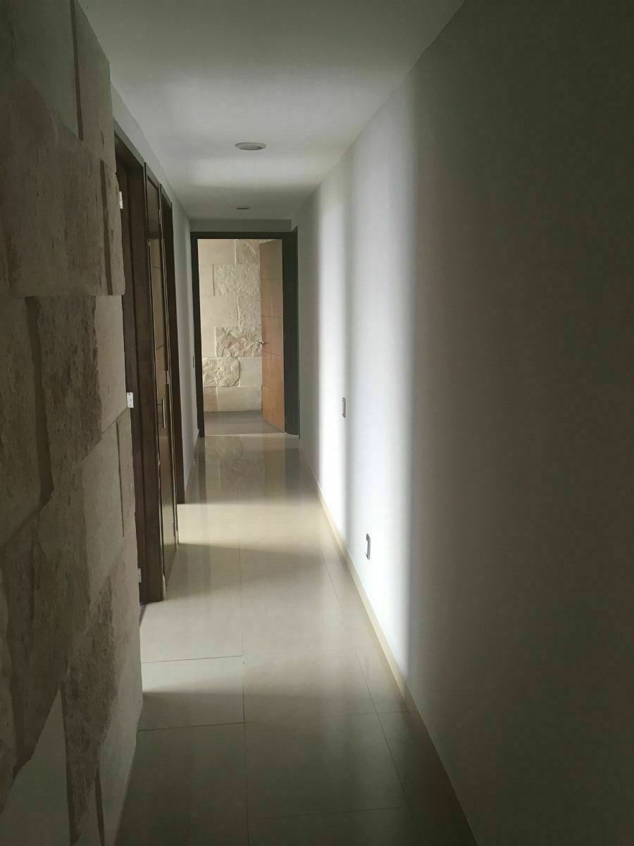 extraoridinario-departamento-semiamueblado-en-punta-caada10-24480