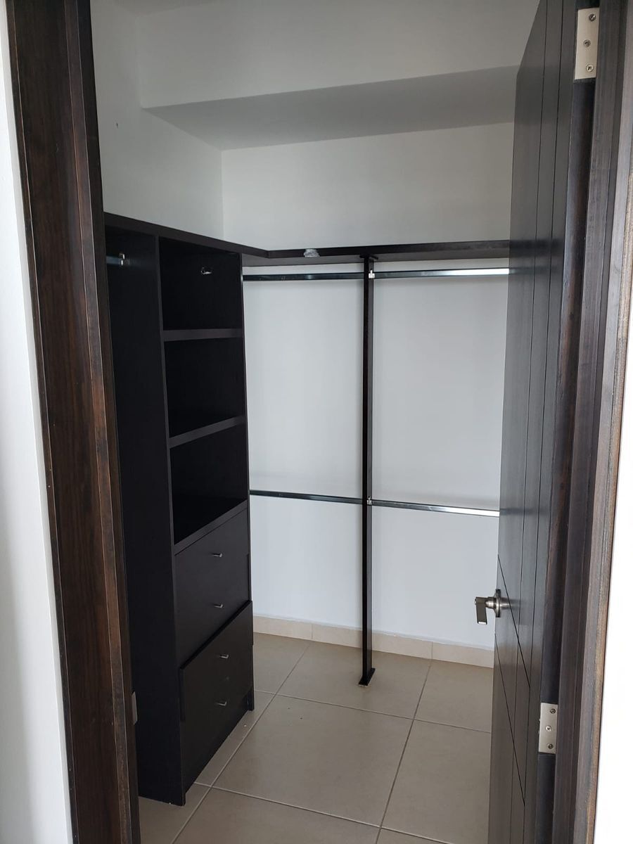 funcional-departamento-en-venta-torre-celsus9-24483