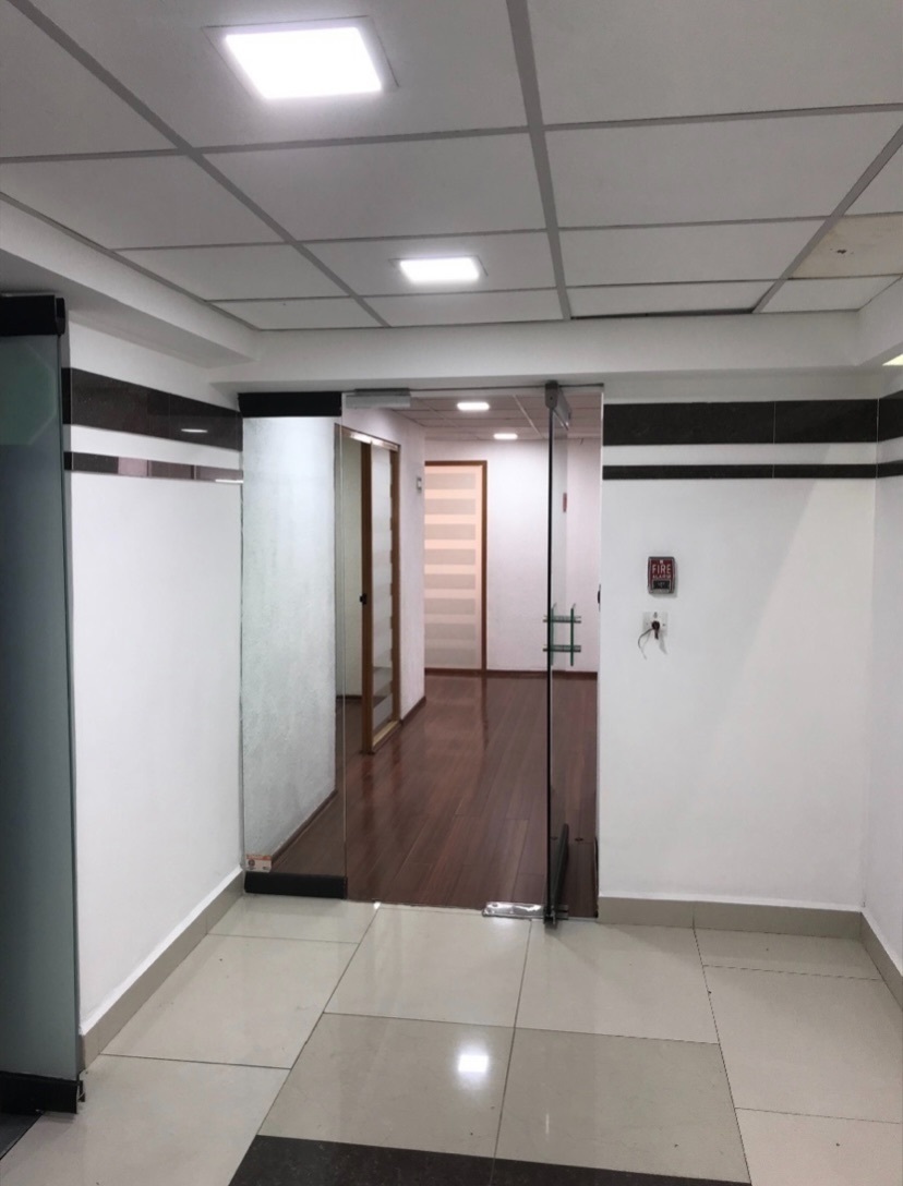 grandiosa-oficina-de-piso-completo-en-bosques-de-ciruelos5-12227